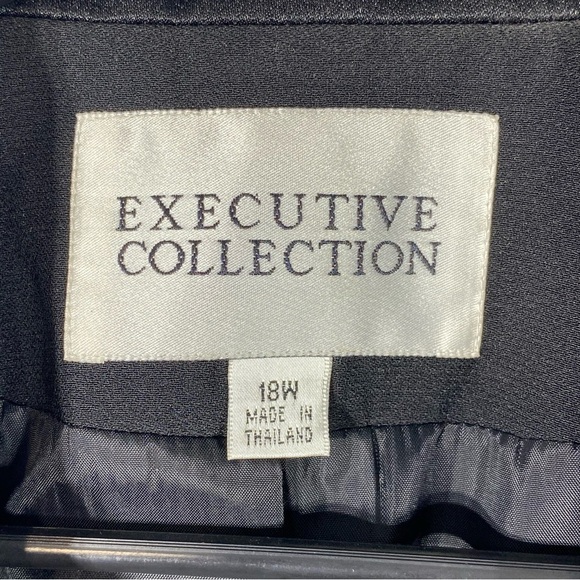 VTG Executive Collection Black Blazer Women's 18W Gold Tone Button Satin Collar - Picture 7 of 15